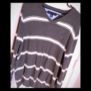 Tommy Hilfiger sweater